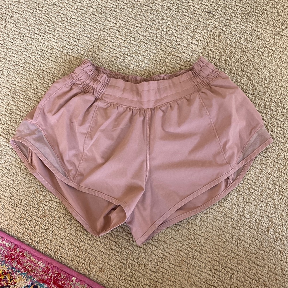 Lululemon Dusty Rose Hotty Hot shorts
